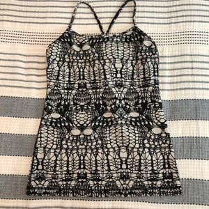LuluLemon tank top 🤍